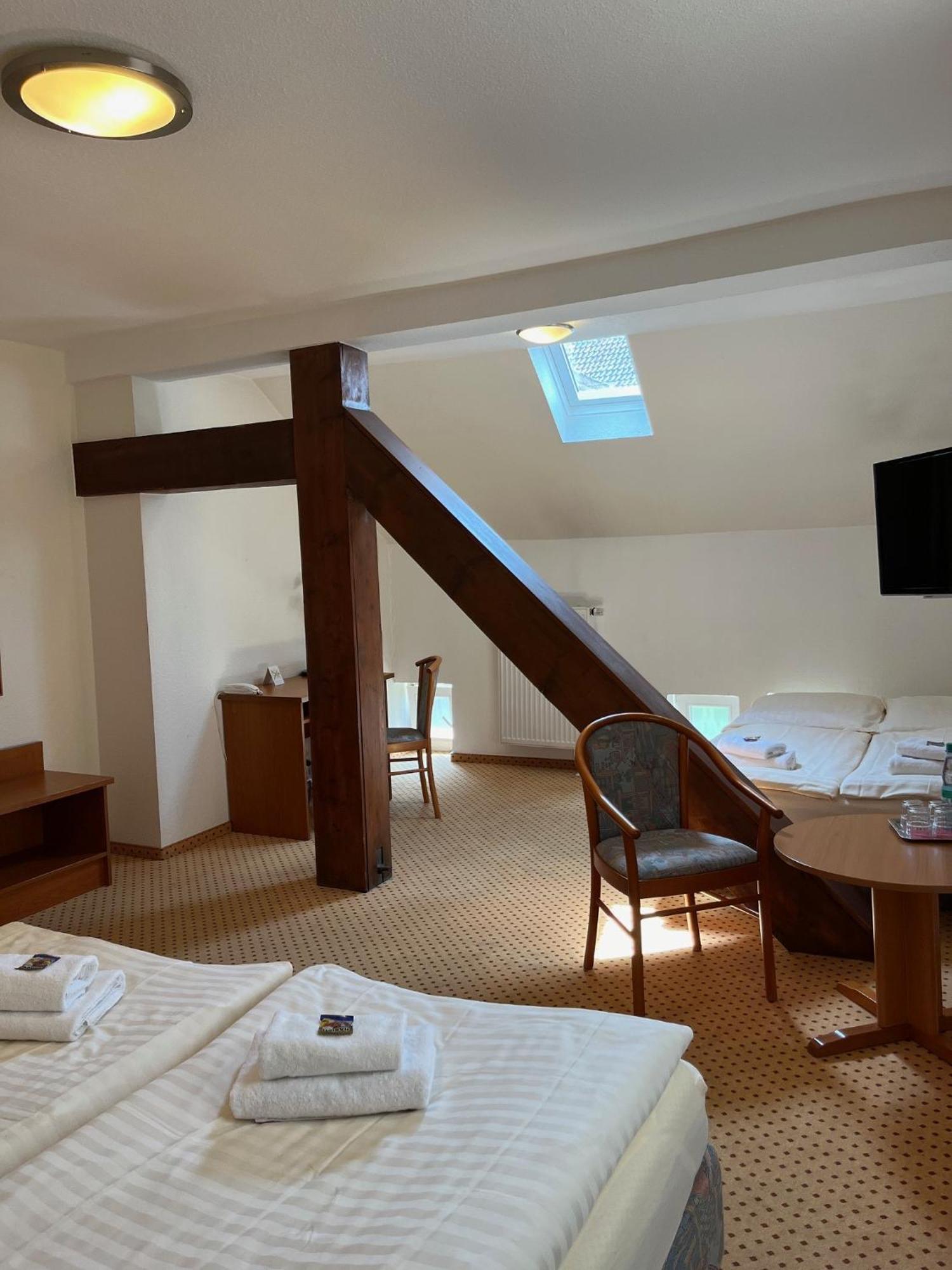 Hotel Brauhaus Bückeburg Esterno foto