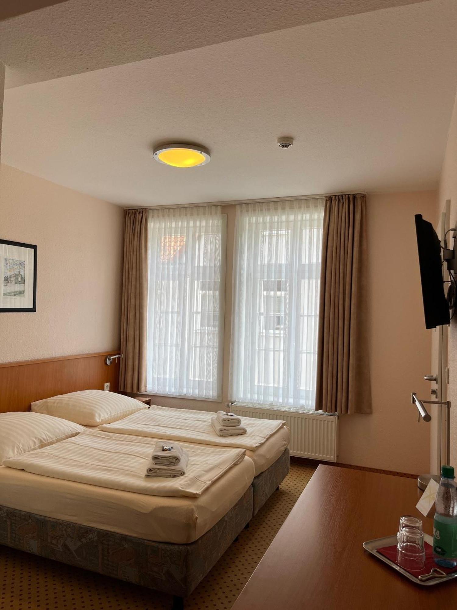 Hotel Brauhaus Bückeburg Esterno foto